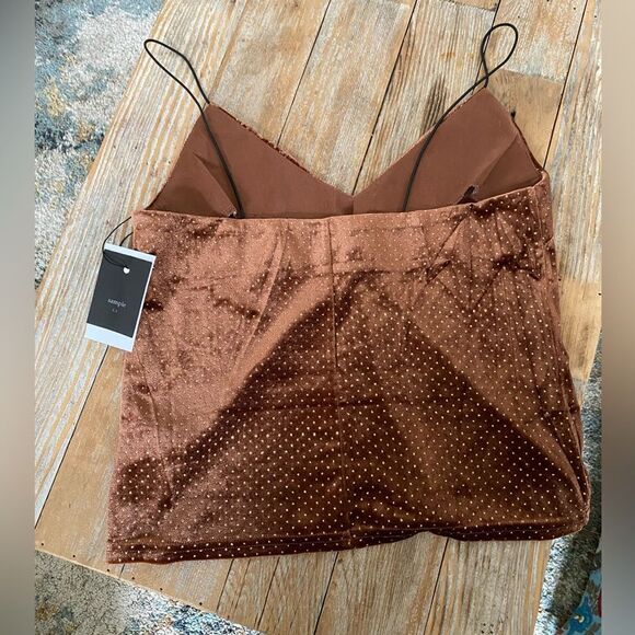 Le Clair De lune brown tank top - Picture 2 of 4